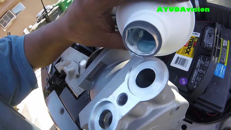 Cómo identificar el aceite adecuado para un compresor de aire acondicionado automotriz